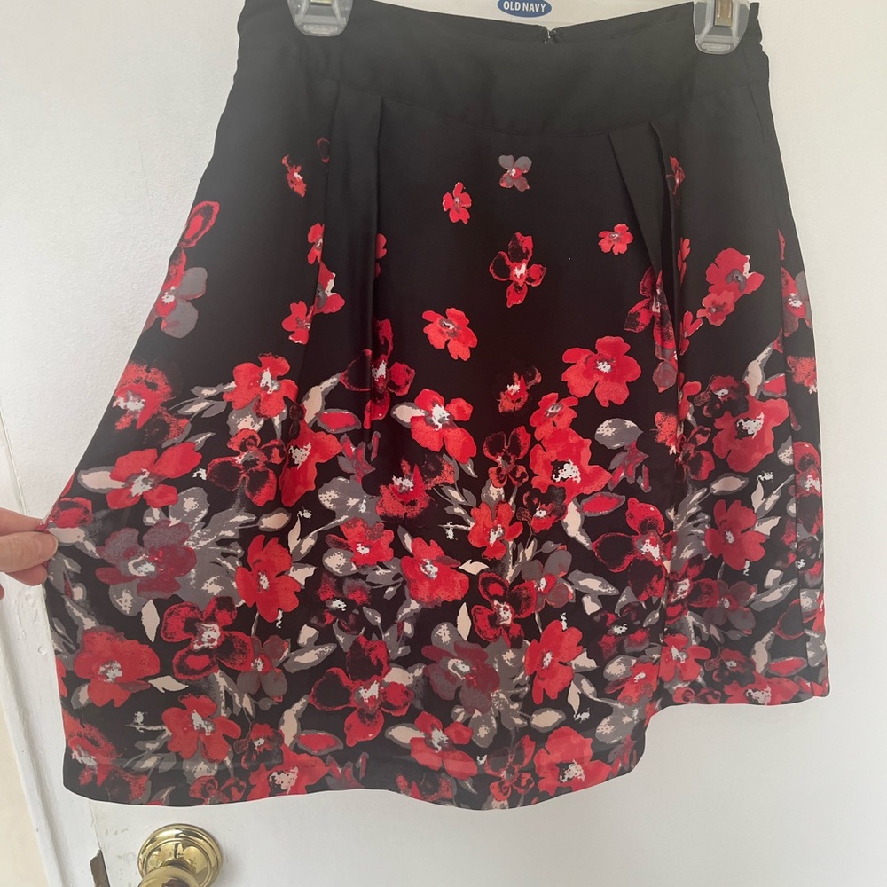 Jacob high waist black and red floral skirt